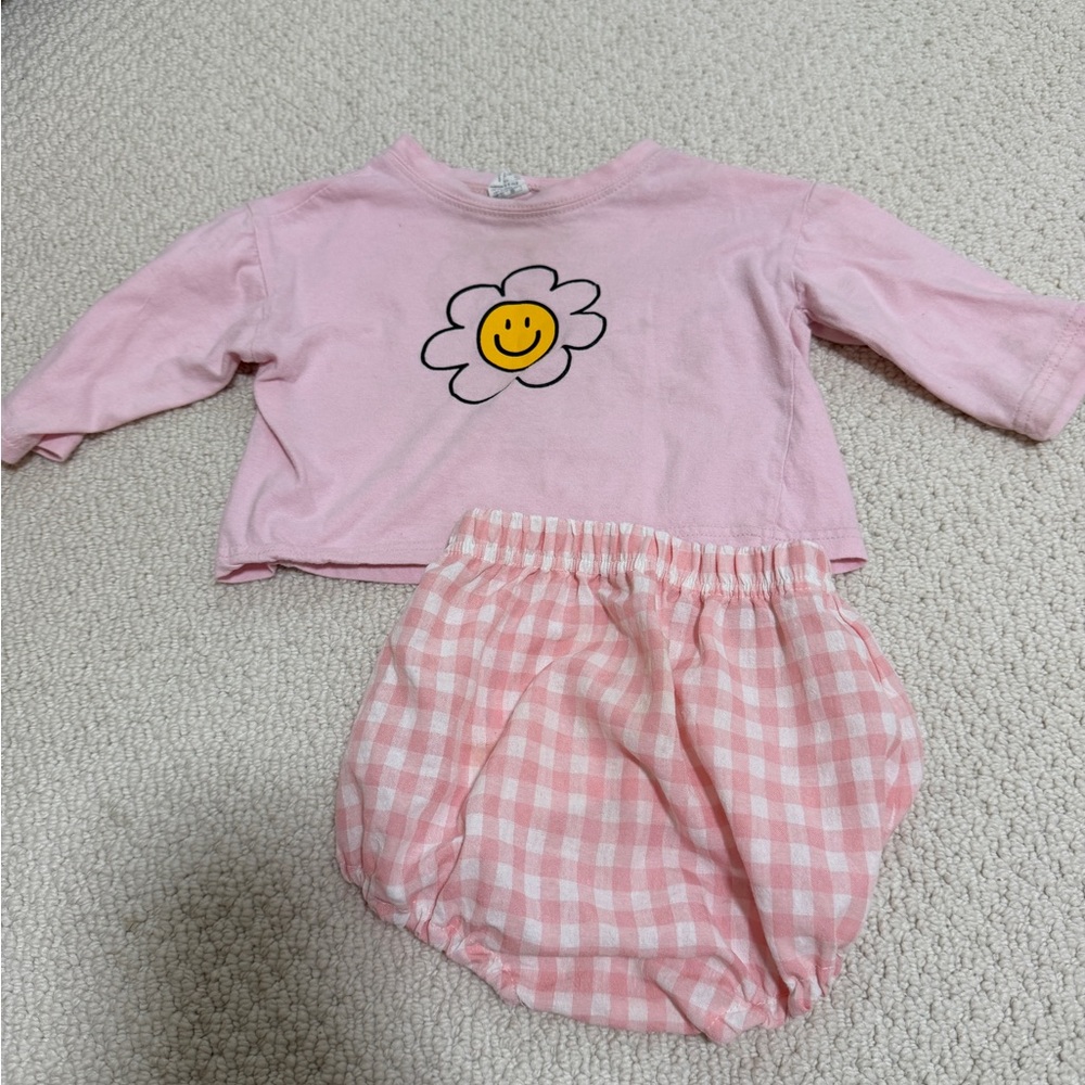 Junie Grey Pink Baby Two-Piece Set with Smiley Flower
